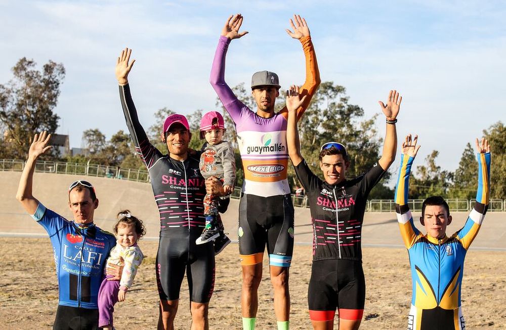 Miguel Nebot arrasó en el velódromo