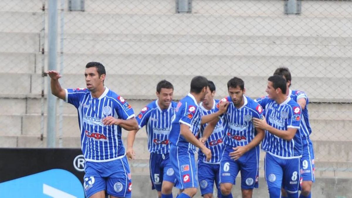 En San Juan, el Tomba lo dio vuelta y se mete en la pelea por la punta