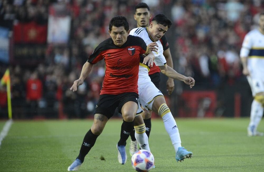El Xeneize iguala en visita ante el Sabalero. (Prensa Liga Profesional)