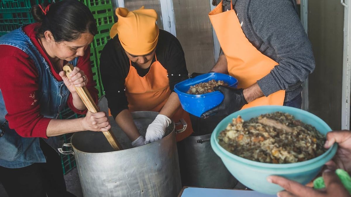 Una familia tipo en Mendoza necesitó en septiembre $1.064.293 para no ser pobre
