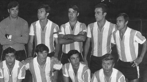 Los Andes | Imagen de integrantes de la Selección Argentina, cuando jugaron en el Feliciano Gambarte. Entre ellos, Perfumo, Brindisi, Fischer, Veglio y Pinino Mas.