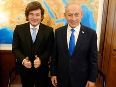 Javier Milei junto al ministro de Israel, Benjamin Netanyahu. Javier Milei junto al ministro de Israel, Benjamin Netanyahu.
