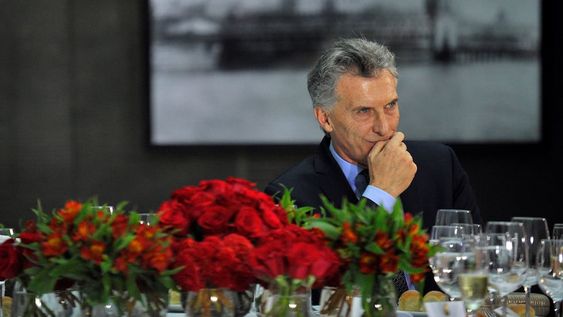 Apagón: verdades y falsedades sobre una ex empresa de Macri mencionada en WhatsApp Apagón: verdades y falsedades sobre una ex empresa de Macri mencionada en WhatsApp