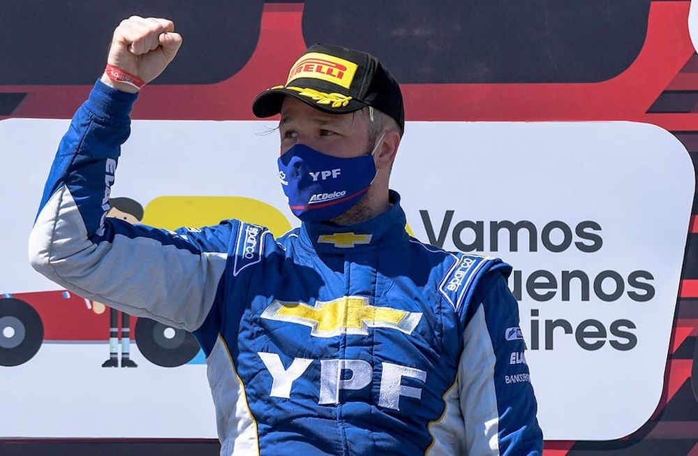 Victoria de Canapino y podio de Llaver