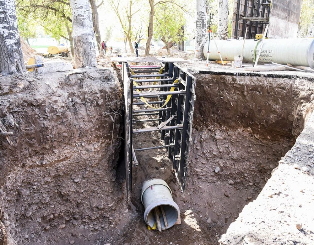 Obras cloacales con fondos del resarcimiento por la Promoción Industrial.&nbsp;