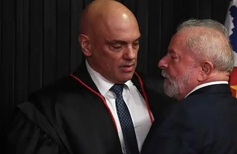 La medida, ordenada por el juez Alexandre de Moraes del Supremo Tribunal Federal, se impuso como respuesta a la reactivación de cuentas suspendidas previamente.