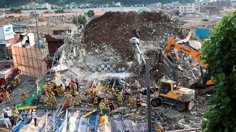 Los Andes | Edificio derrumbado en Gwangju - AP
