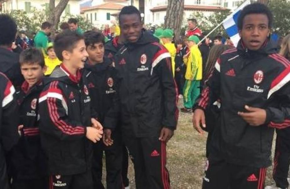Racismo sin límites: en Italia insultan a chicos negros del equipo sub10 de Milan