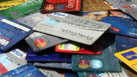 Gastos en el exterior: a qué datos prestar atención para evitar sorpresas en la tarjeta