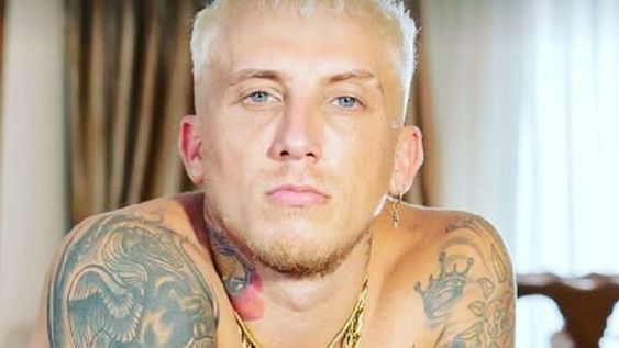 La crisis nos pega a todos, el Polaco se quedó sin nafta y la producción de La Academia lo rescató