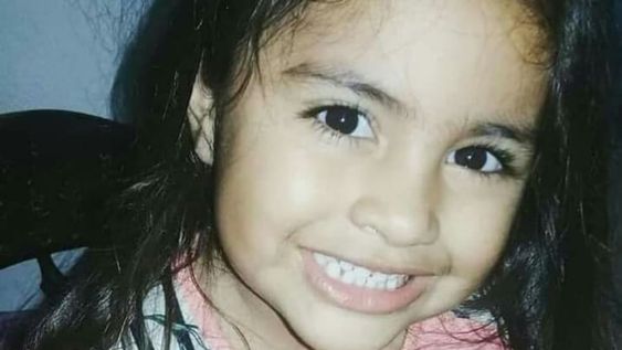 La madre de Guadalupe Lucero (5) -de quien no se tienen datos sobre su paradero desde el lunes pasado por la noche- tiene miedo de que su hija haya sido sacada de San Luis desde el primer momento.