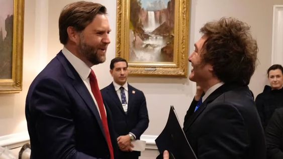 JD Vance, vicepresidente de Estados Unidos, junto a Javier Milei en la Casa Blanca en octubre de 2025