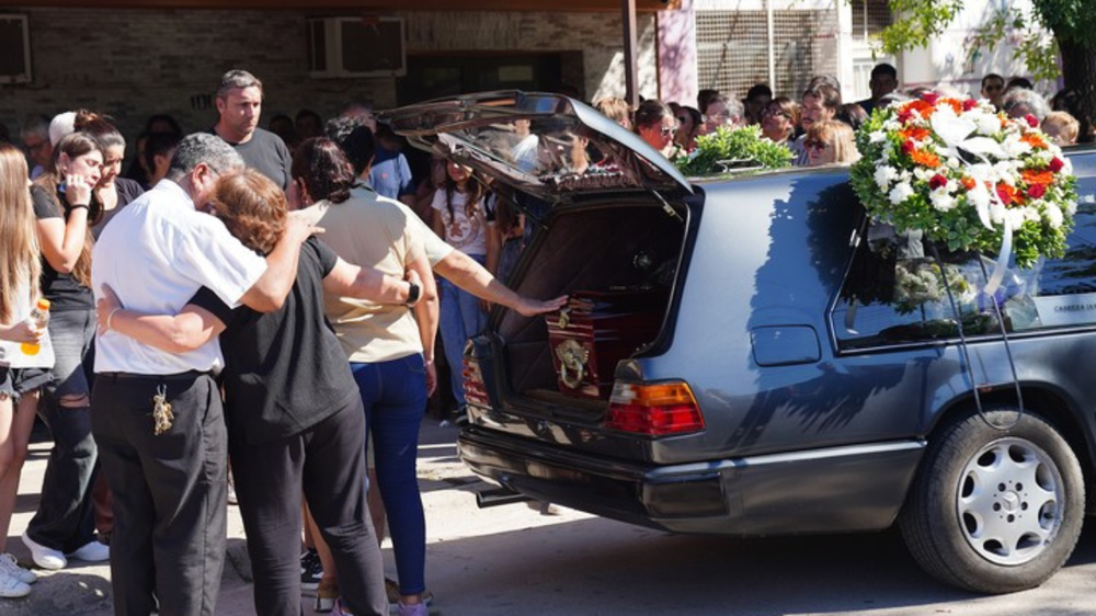 Dolor y desconsuelo por Ian: finalizó el cortejo fúnebre y sus restos ya descansan en el cementerio municipal.