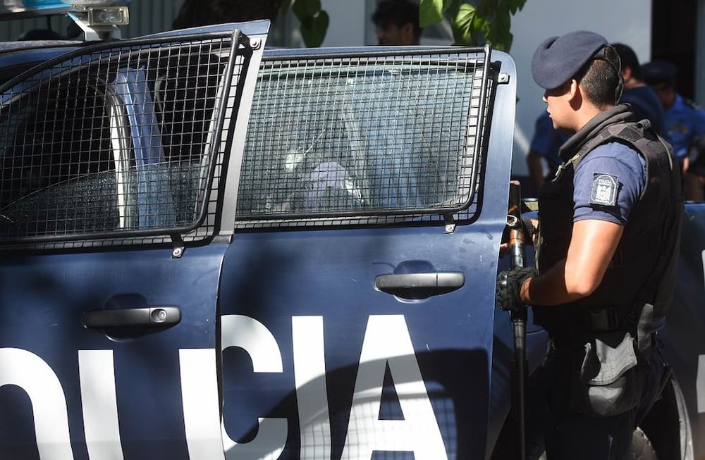 Entradera en Guaymallén: a punta de pistola le robaron su auto de alta gama