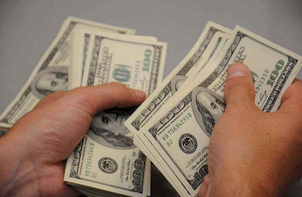 Sigue subiendo el precio del dólar paralelo.
