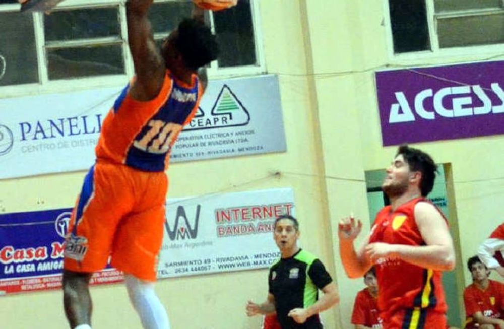 Naranja letal: le robó el invicto al Canario