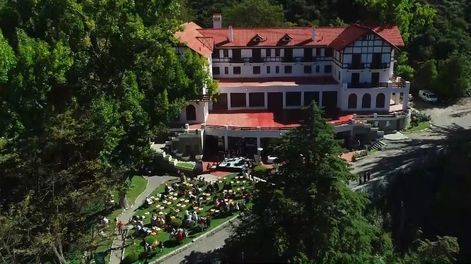 Los Andes | La Reserva Natural Villavicencio y su emblemático hotel, uno de los grandes atractivos de Mendoza a solo 50 kilómetros del centro mendocino. Foto: Claudio Gutiérrez / Los Andes.