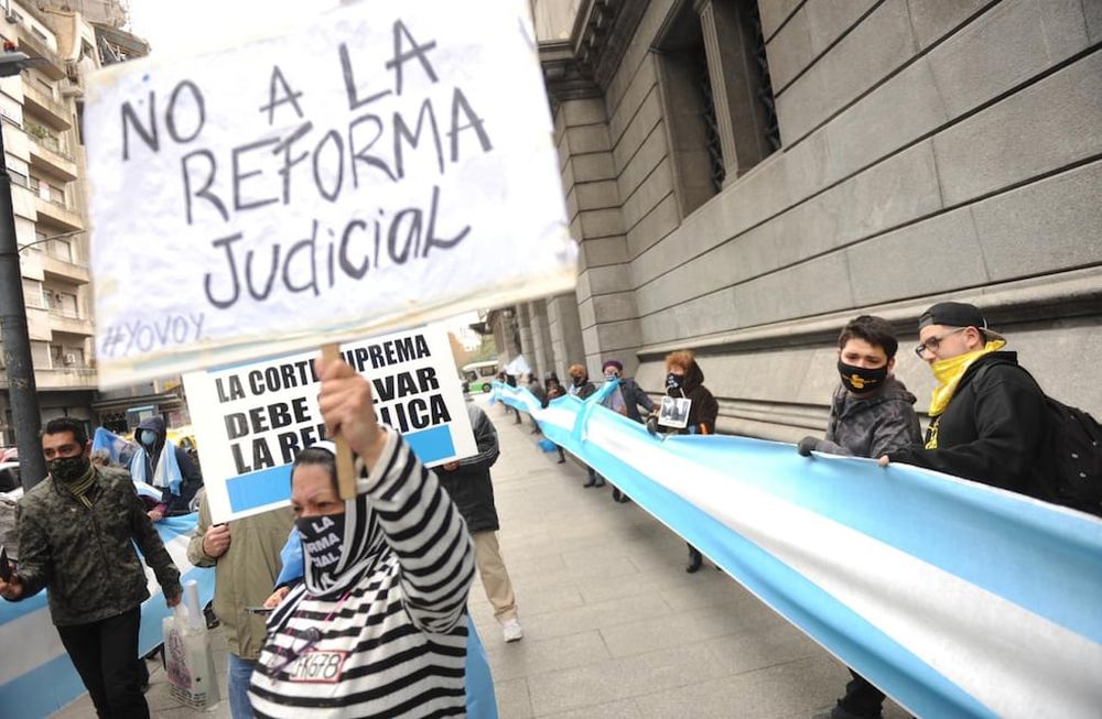 El pueblo debería saber de qué se trata