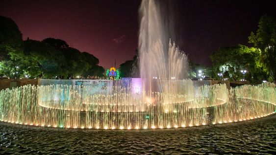 ¡Celebremos la magia de la Navidad en un espectáculo único!