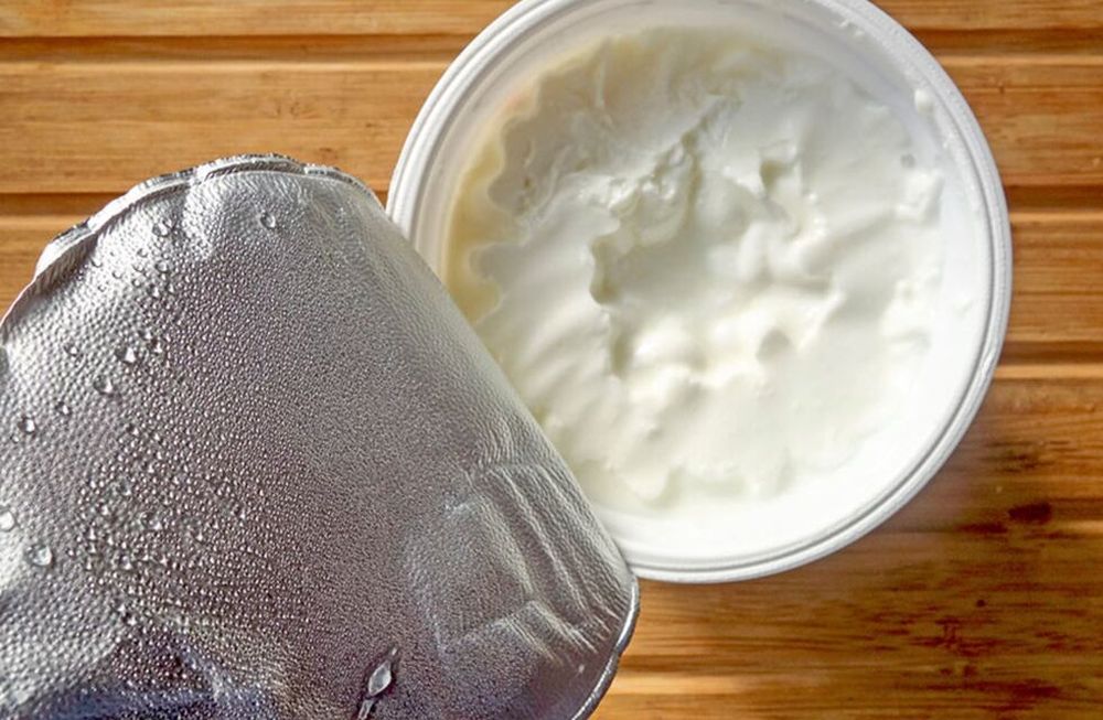 Un hombre compró un pote de dulce de leche y encontró una desagradable sorpresa.