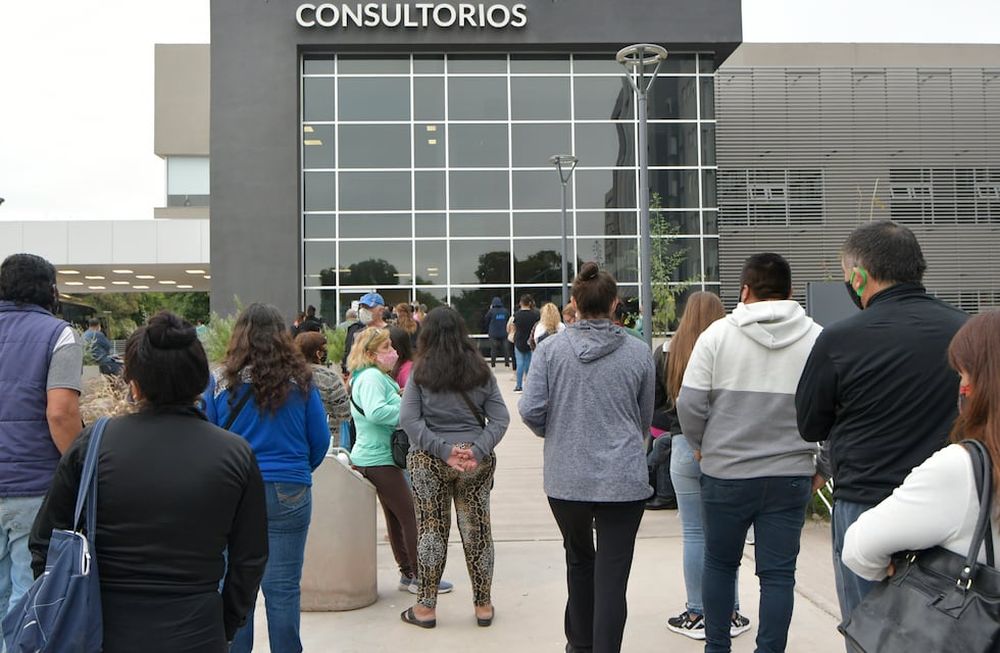 Se ha incrementado de manera notoria la cantidad de testeos. El promedio diario semanal fue de 2.170 test. Foto: Orlando Pelichotti / Los Andes