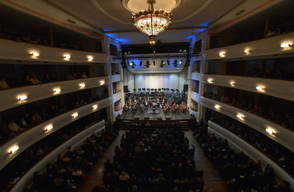 La Orquesta Filarmónica de Mendoza brindará un concierto en el teatro Independencia.