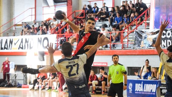 Muy buenos cotejos de Handball se han visto en el desarrollo del Nacional de juveniles.