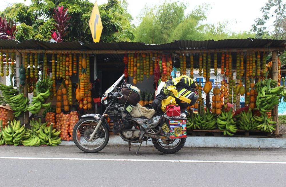 Diario de motocicleta: un cordobés recorrió 20 países en moto y ahora la rifa para lograr un sueño