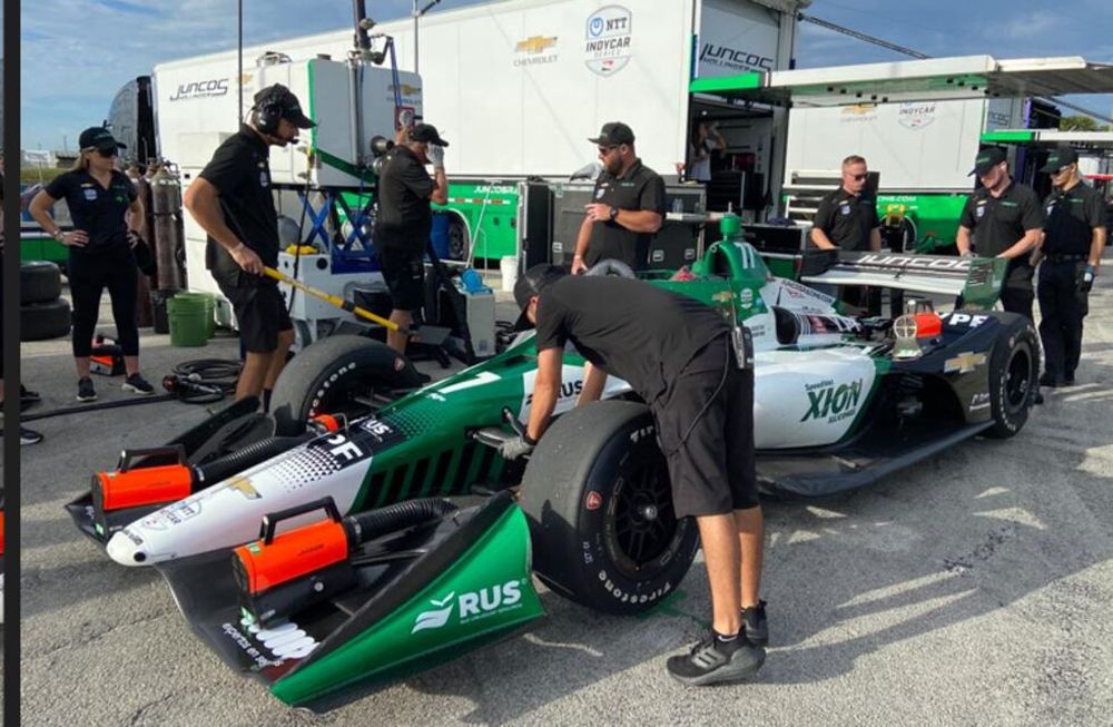 Exclusivo de Carburando: el box de Agustín Canapino con el IndyCar