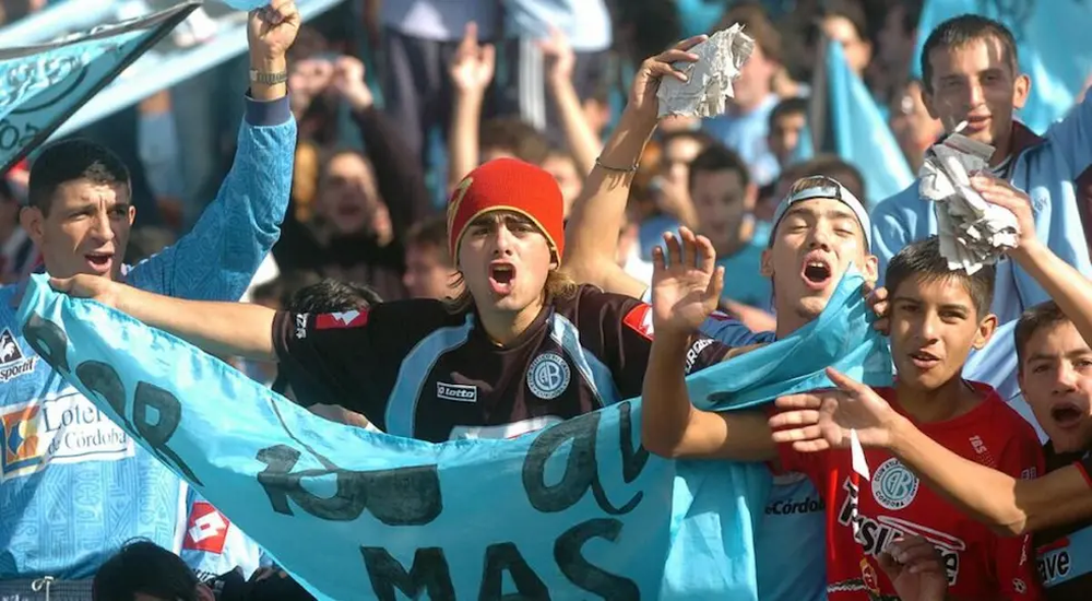 Alrededor de 30 mil hinchas de Belgrano de Córdoba coparán el estadio Mario Alberto Kempes. 
