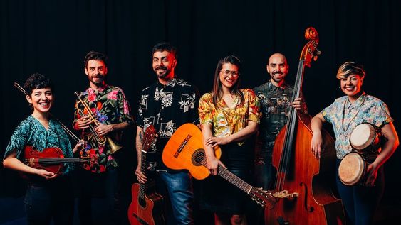 La banda de boleros Diamantes del Päraway se presenta por primera vez de manera presencial desde que comenzó la pandemia. Un recorrido por los clásicos del género.
