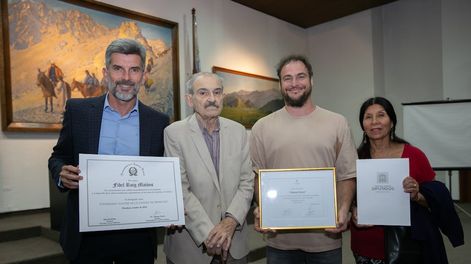 Los Andes | El Honorable Concejo Deliberante otorgó la distinción póstuma en reconocimiento a su contribución al arte y la cultura. Además, se implementarán códigos QR en sus pinturas exhibidas para facilitar el acceso a la información.