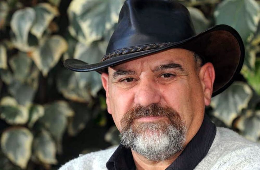 El artista que instaló un aire acondicionado al oso polar del Zoo y su libro incómodo: el cautiverio es un pacto