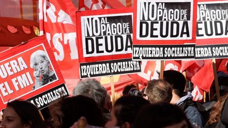La estupidez obsecuente de las elites - Por Héctor Ghiretti