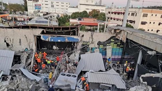 Se derrumbó el techo de un boliche de República Dominicana: 44 muertos y 120 heridos