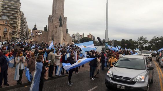 Agrupaciones de autoconvocados y entidades agropecuarias realizaron protestas en Rosario por la expropiación de Vicentin / Gentileza Télam