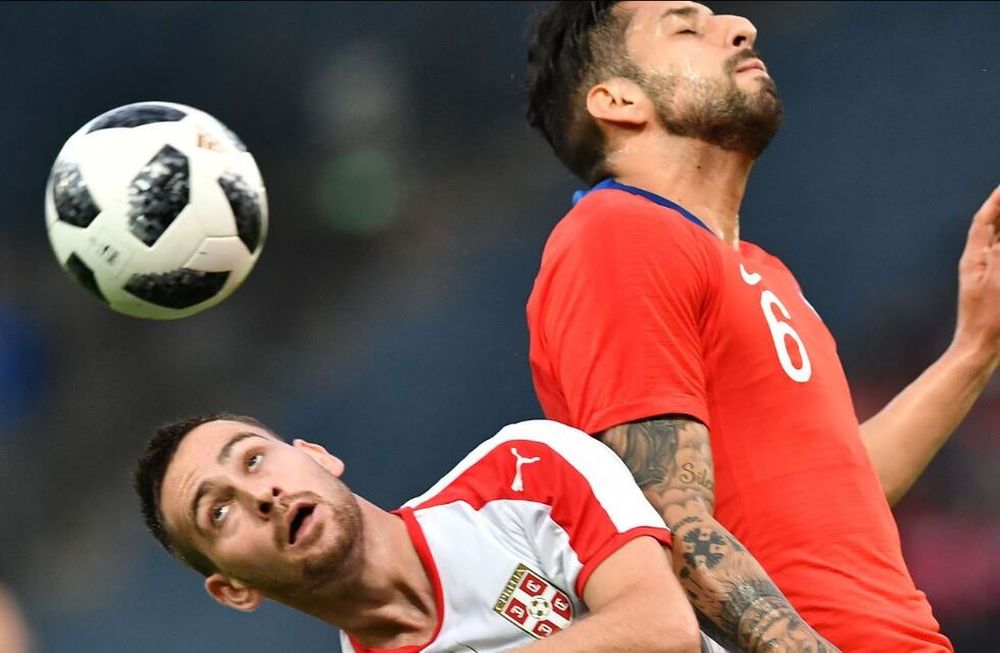 Sin sus grandes estrellas, Chile derrotó a Serbia con un renovado equipo juvenil