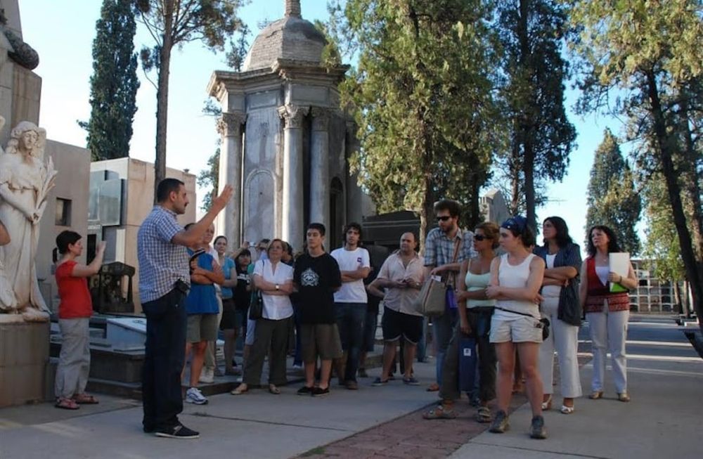 En mayo participá de la edición “Patriotas” del Cementerio Nocturno