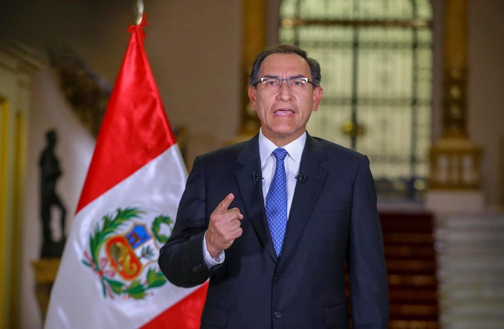 Perú: el presidente amenazó y el Congreso tratará reformas