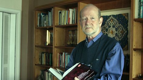 En Aconcagua Radio Daniel Kostzer habló acerca de la Argentina actual: Tiraron la economía a los tiburones