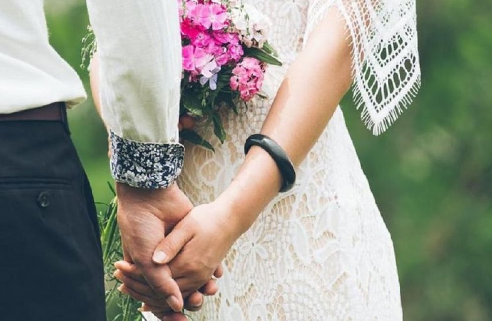 Una pareja de recién casados logró la “mejor foto” de bodas y se volvió viral