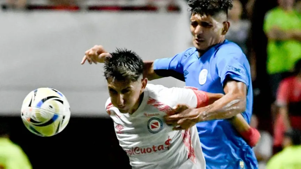 El Bicho recibir&aacute; en el Diego Armando Maradona al Celeste, el domingo.