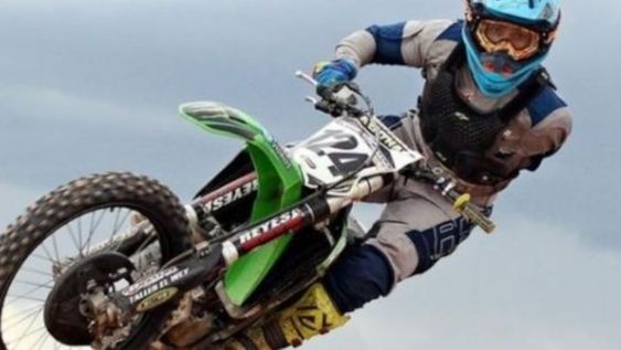 Conmoción en el motocross, el piloto sanjuanino “Wey” Zapata murió tras un accidente en plena competencia