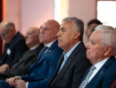 En primer plano, el gobernador Alfredo Cornejo y el presidente del Consejo de la Magistratura, Julio Gómez. Ni el Ejecutivo ni la Corte prevén cambios en el Consejo de la Magistratura. En primer plano, el gobernador Alfredo Cornejo y el presidente del Consejo de la Magistratura, Julio Gómez. Ni el Ejecutivo ni la Corte prevén cambios en el Consejo de la Magistratura.