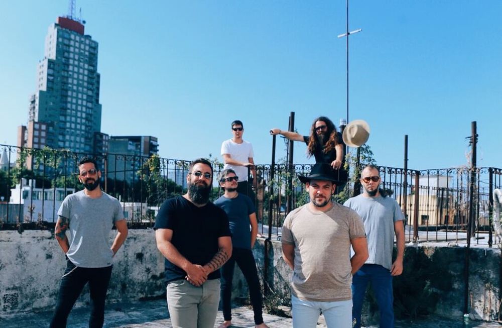 El tema Interpretaciones del nuevo disco refleja la vida en pandemia