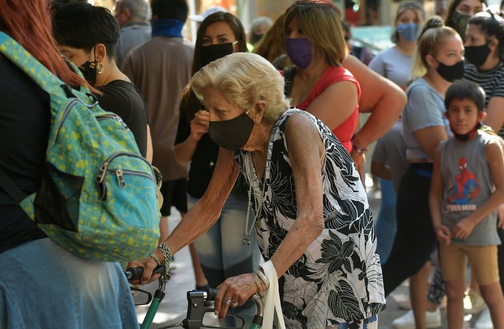 En junio las jubilaciones y pensiones aumentaran un 12,2%, de acuerdo con lo informado por la Anses/ Foto: Orlando Pelichotti / Los Andes