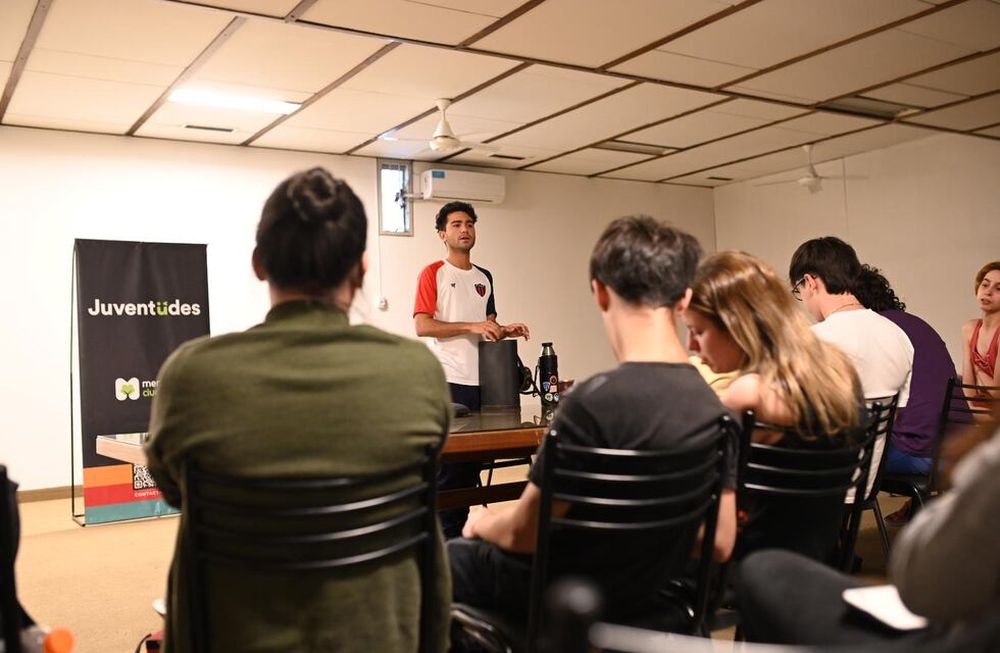 Talleres para atender los intereses de los jóvenes