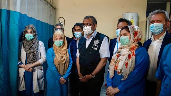 Durante su visita a Kabul ayer, el director general de la OMS, Tedros Adhanom Ghebreyesus, se reunió con dirigentes talibanes, personal sanitario, pacientes y con el personal del organismo sanitario en Afganistán. Twitter