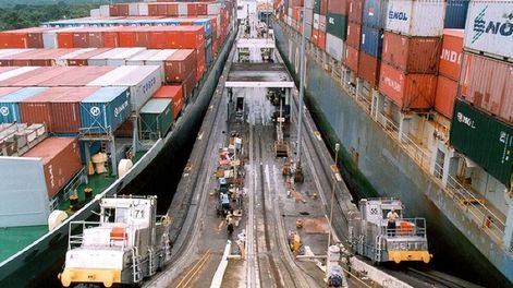 Cayó el comercio exterior, pero la balanza se mantiene positiva.