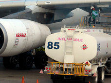 Preocupación en las aerolíneas por el precio de los combustibles. Preocupación en las aerolíneas por el precio de los combustibles.